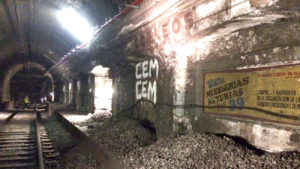 Correus, l’estacio fantasma aturada en el temps