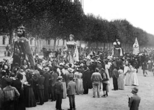 La comparsa de Santa Florentina de Canet de Mar, guanyadora del premi als millors gegants (Lluís Girau, AFB).