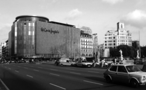 Durant els anys '70 i '80 El Corte Inglés va mantenir aquest aspecte.