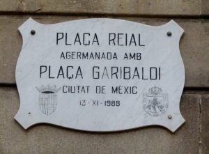 La plaça Reial, agermanada amb la plaça Garibaldi de Mèxic 